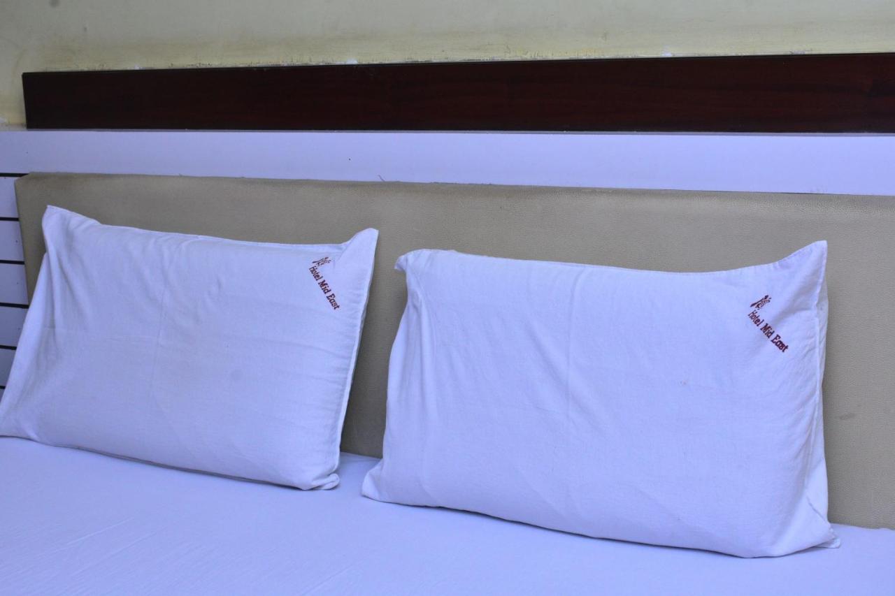 Hotel Mid East Haridaspur ภายนอก รูปภาพ